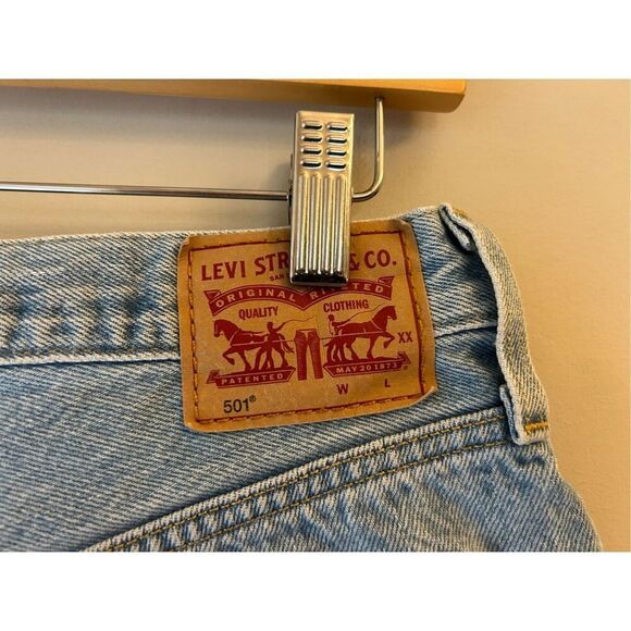 Levi's 501 Cut off denim shorts size 28 100% cotton high-waist minimalist capsul - Picture 3 of 9